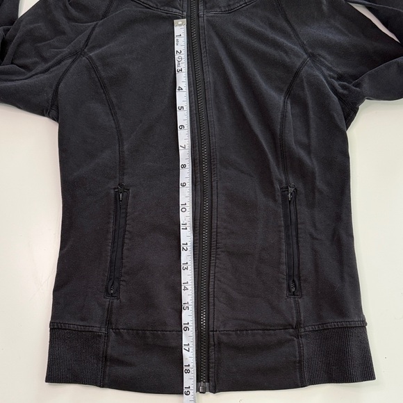 lululemon athletica Black Hoodie Jacket for Women’s , so cute color black - Picture 12 of 12